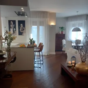 Maison B - Locazione Turistica Brugherio